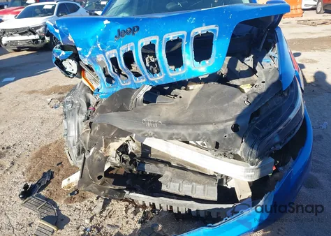 2021 Jeep Cherokee Altitude Fwd from USA, damaged, VIN 1C4PJLLB5MD195912